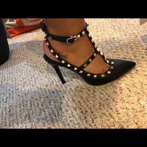 Valentino pumps
